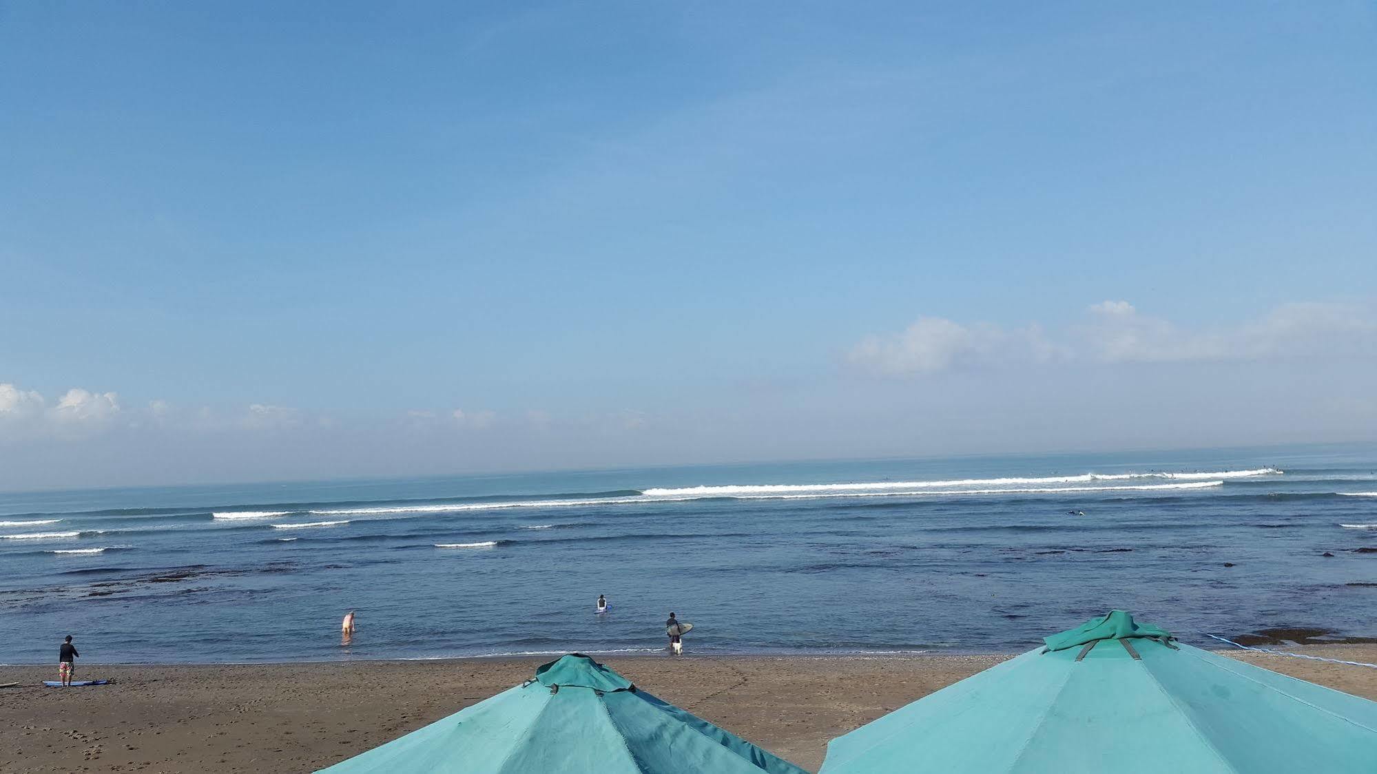 The Calmtree Bungalows Canggu Exterior foto